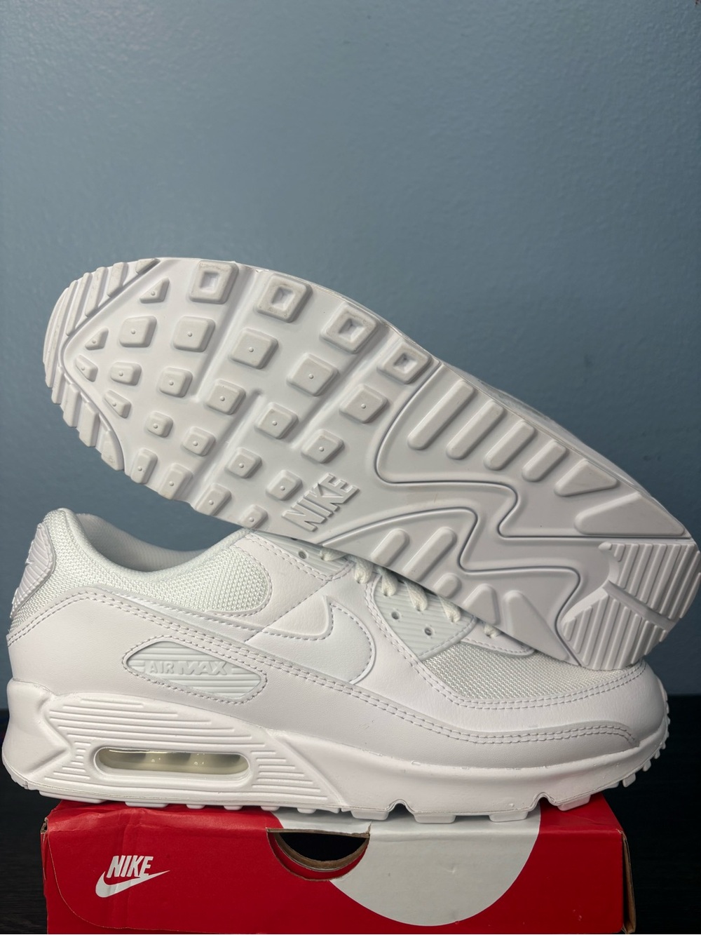 Nike White Air Max Low-Top Sneakers